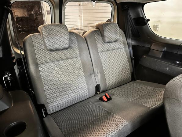 Lada (ВАЗ) Largus I с пробегом 2019 года, цена 880 000 рублей, 155698 км, универсал, Автокод Объявления