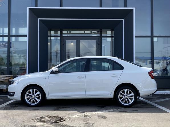 Skoda Rapid I Рестайлинг с пробегом 2018 года, цена 1 199 000 рублей, 124189 км, лифтбек, Автокод Объявления