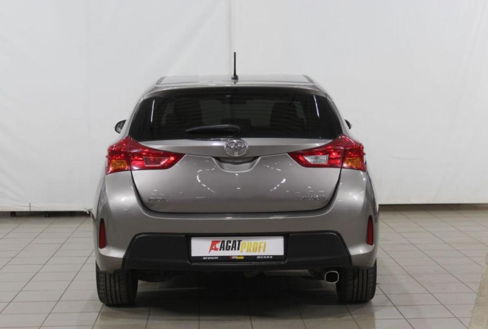 Toyota Auris II Астрахань  - изображение 10
