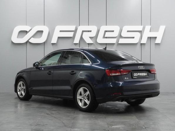 Audi A3 III (8V) Рестайлинг с пробегом 2019 года, цена 1 829 000 рублей, 150691 км, седан, Автокод Объявления