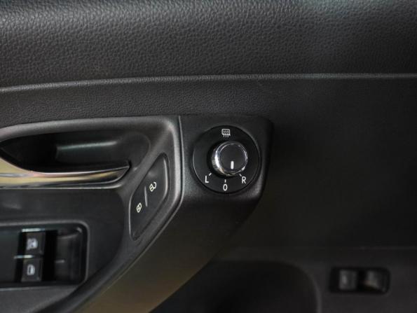 Volkswagen Polo V с пробегом 2012 года, цена 689 000 рублей, 237850 км, седан, Автокод Объявления