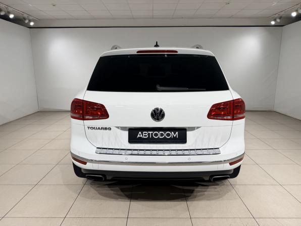 Volkswagen Touareg II Рестайлинг с пробегом 2016 года, цена 3 199 000 рублей, 131751 км, внедорожник, Автокод Объявления
