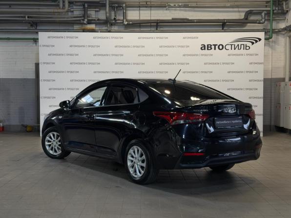 Hyundai Solaris II с пробегом 2019 года, цена 1 239 000 рублей, 102686 км, седан, Автокод Объявления