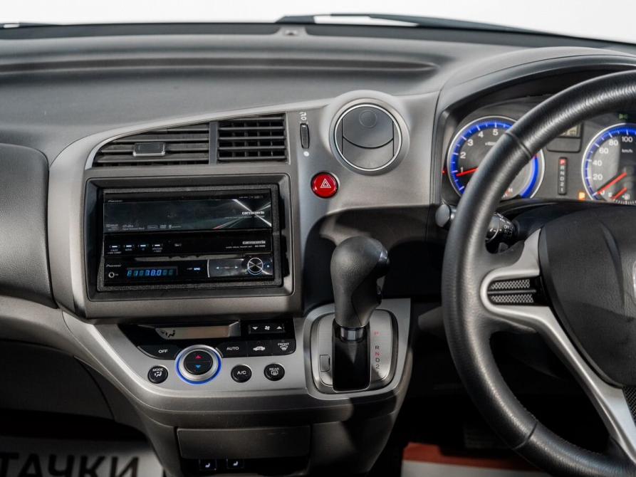 Honda Stream II Рестайлинг Иркутск  - изображение 12