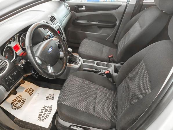 Ford Focus II Рестайлинг с пробегом 2010 года, цена 420 000 рублей, 151452 км, хэтчбек, Автокод Объявления