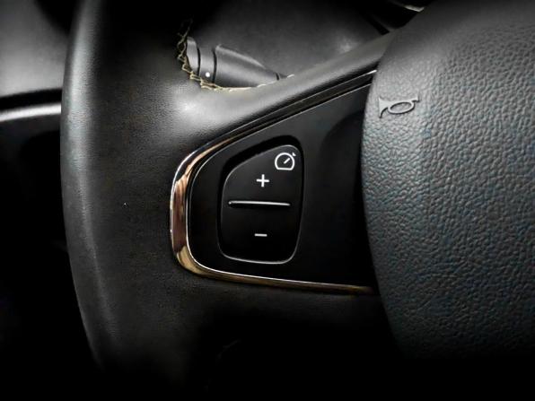 Renault Kaptur I с пробегом 2018 года, цена 1 435 000 рублей, 74564 км, внедорожник, Автокод Объявления