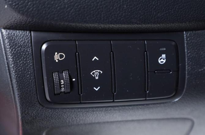 Kia Ceed II Рестайлинг с пробегом 2018 года, цена 1 339 000 рублей, 177000 км, универсал, Автокод Объявления