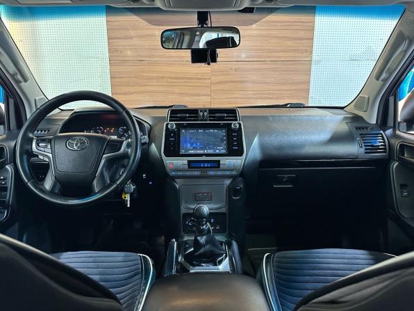 Toyota Land Cruiser Prado 150 Series Рестайлинг 2 с пробегом 2018 года, цена 3 349 000 рублей, 271458 км, внедорожник, Автокод Объявления