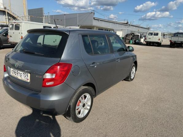 Skoda Fabia II Рестайлинг с пробегом 2011 года, цена 450 000 рублей, 181746 км, хэтчбек, Автокод Объявления