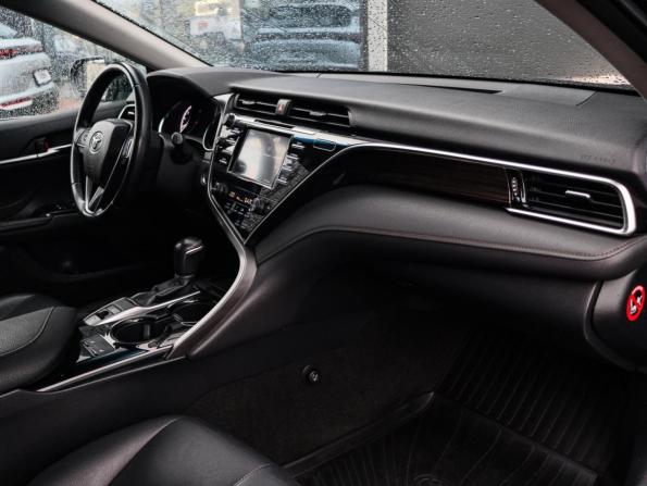 Toyota Camry VIII (XV70) с пробегом 2018 года, цена 2 400 000 рублей, 99432 км, седан, Автокод Объявления