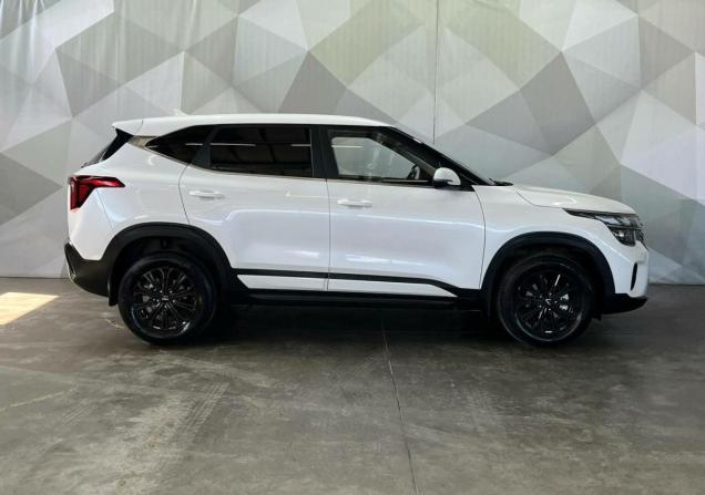 Kia Seltos I Рестайлинг с пробегом 2023 года, цена 2 300 000 рублей, 32875 км, внедорожник, Автокод Объявления