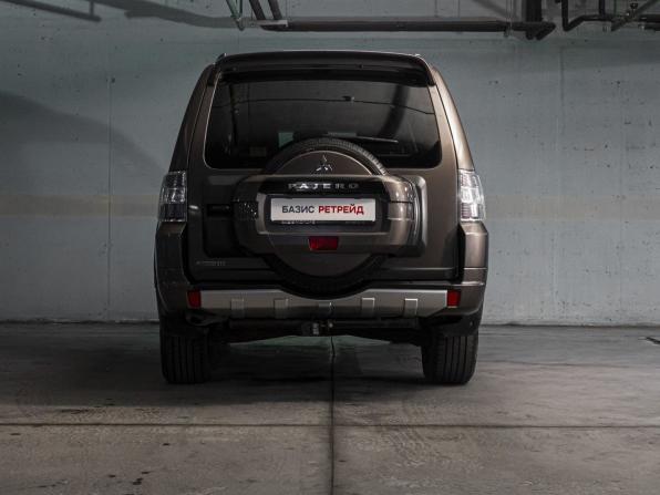 Mitsubishi Pajero IV Рестайлинг 1 с пробегом 2014 года, цена 2 350 000 рублей, 245871 км, внедорожник, Автокод Объявления