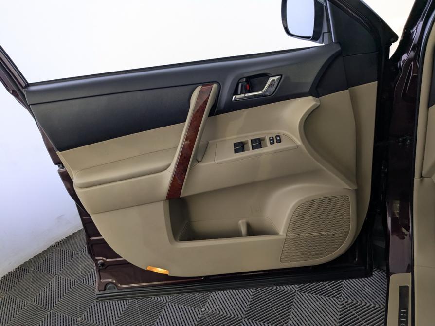 Toyota Highlander II (XU40) Рестайлинг Москва  - изображение 21