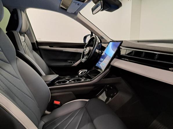 Geely Atlas II с пробегом 2024 года, цена 2 650 000 рублей, 69450 км, внедорожник, Автокод Объявления