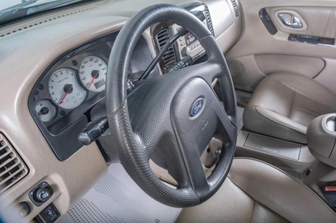 Ford Escape I с пробегом 2003 года, цена 599 000 рублей, 158000 км, внедорожник, Автокод Объявления
