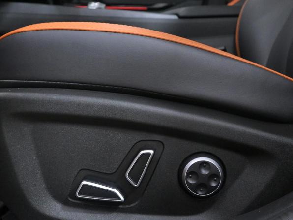 Changan UNI-V I с пробегом 2024 года, цена 2 460 000 рублей, 8137 км, лифтбек, Автокод Объявления