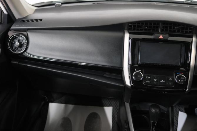 Toyota Corolla XI (E160 E170) Рестайлинг 2 с пробегом 2019 года, цена 1 639 000 рублей, 155000 км, универсал, Автокод Объявления