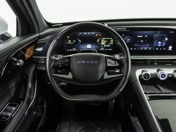 Exeed RX с пробегом 2023 года, цена 2 829 000 рублей, 32577 км, внедорожник, Автокод Объявления