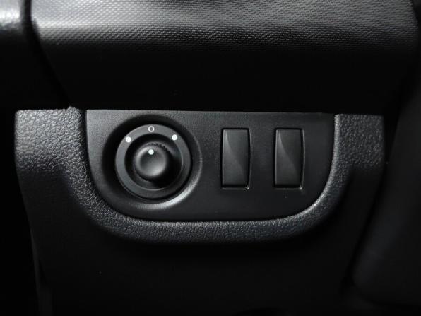 Renault Logan II Рестайлинг с пробегом 2021 года, цена 1 124 000 рублей, 92000 км, седан, Автокод Объявления
