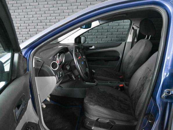 Ford Focus II Рестайлинг с пробегом 2008 года, цена 300 000 рублей, 334259 км, хэтчбек, Автокод Объявления
