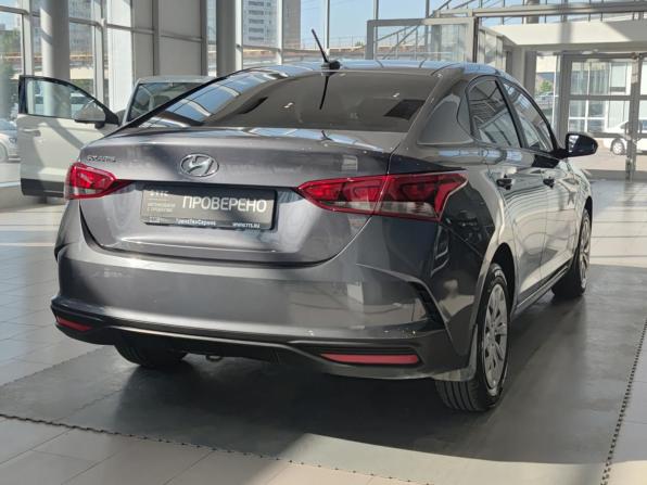 Hyundai Solaris II Рестайлинг с пробегом 2021 года, цена 1 620 000 рублей, 75260 км, седан, Автокод Объявления