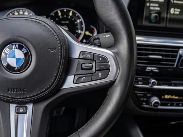 BMW 5 серии VII (G30/G31/G38) с пробегом 2017 года, цена 3 124 000 рублей, 178864 км, седан, Автокод Объявления