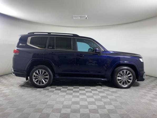 Toyota Land Cruiser 300 Series с пробегом 2021 года, цена 10 500 000 рублей, 44684 км, внедорожник, Автокод Объявления