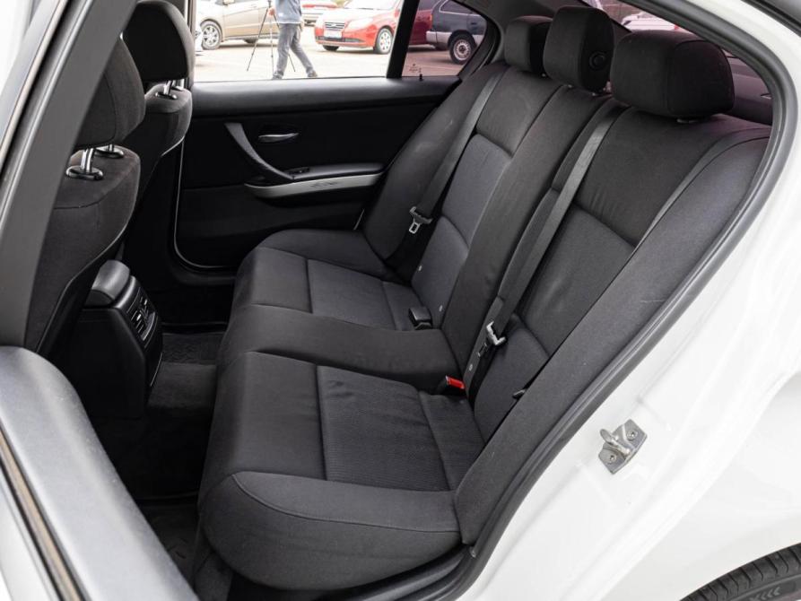 BMW 3 серии V (E90/E91/E92/E93) Рестайлинг Краснодар  - изображение 9