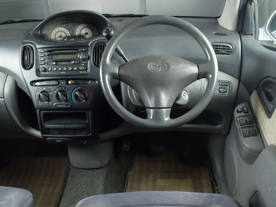 Toyota FunCargo Кемерово  - изображение 8