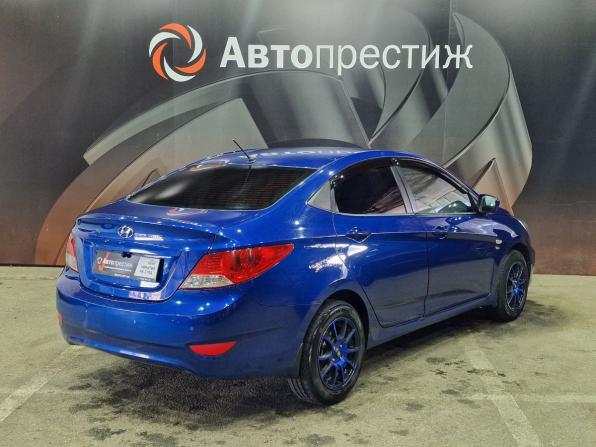 Hyundai Solaris I с пробегом 2012 года, цена 680 000 рублей, 240000 км, седан, Автокод Объявления