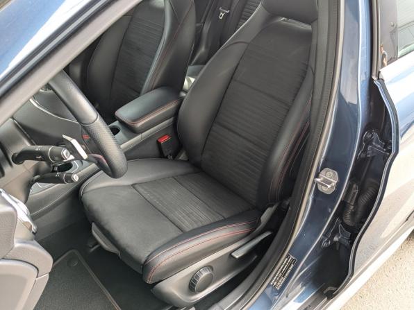 Mercedes-Benz GLA I (X156) Рестайлинг с пробегом 2019 года, цена 2 650 000 рублей, 49821 км, внедорожник, Автокод Объявления