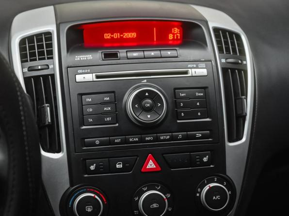 Kia Ceed I Рестайлинг с пробегом 2011 года, цена 699 000 рублей, 208031 км, хэтчбек, Автокод Объявления