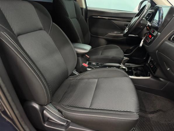 Mitsubishi Outlander III Рестайлинг 3 с пробегом 2019 года, цена 1 640 000 рублей, 104100 км, внедорожник, Автокод Объявления
