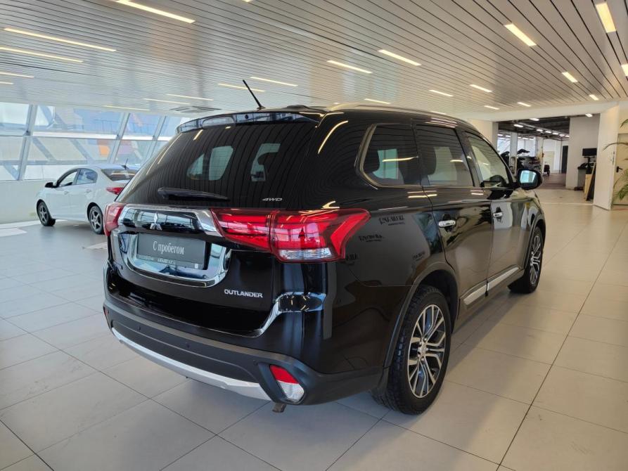 Mitsubishi Outlander III Рестайлинг 2 Санкт-Петербург  - изображение 2