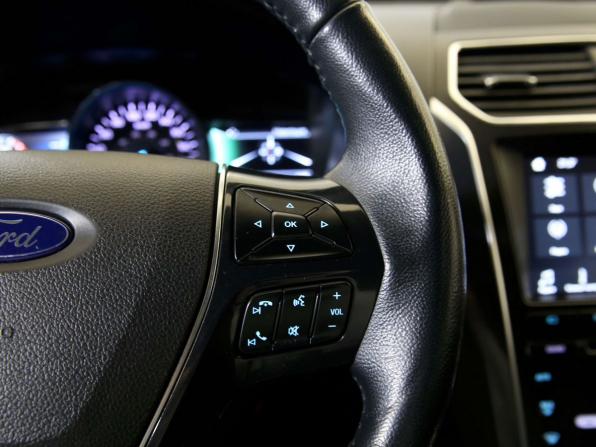 Ford Explorer V Рестайлинг 2 с пробегом 2018 года, цена 2 899 000 рублей, 105345 км, внедорожник, Автокод Объявления