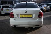 Volkswagen Polo V Рестайлинг Иркутск  - изображение 29