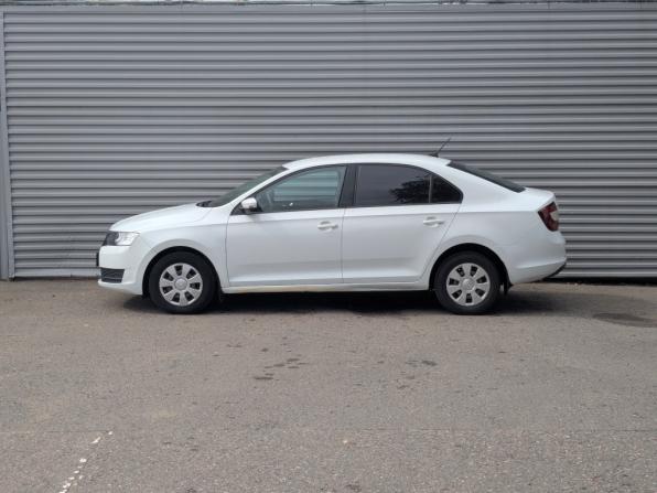 Skoda Rapid I Рестайлинг с пробегом 2019 года, цена 910 000 рублей, 120764 км, лифтбек, Автокод Объявления