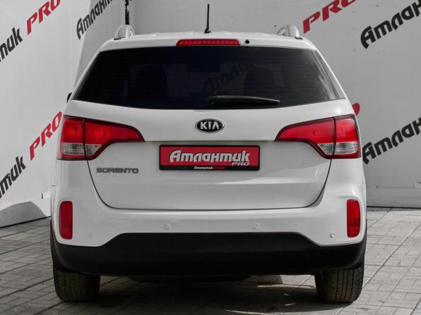 Kia Sorento II Рестайлинг с пробегом 2012 года, цена 1 550 000 рублей, 183369 км, внедорожник, Автокод Объявления