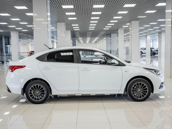 Hyundai Solaris II Рестайлинг с пробегом 2020 года, цена 1 546 000 рублей, 78804 км, седан, Автокод Объявления