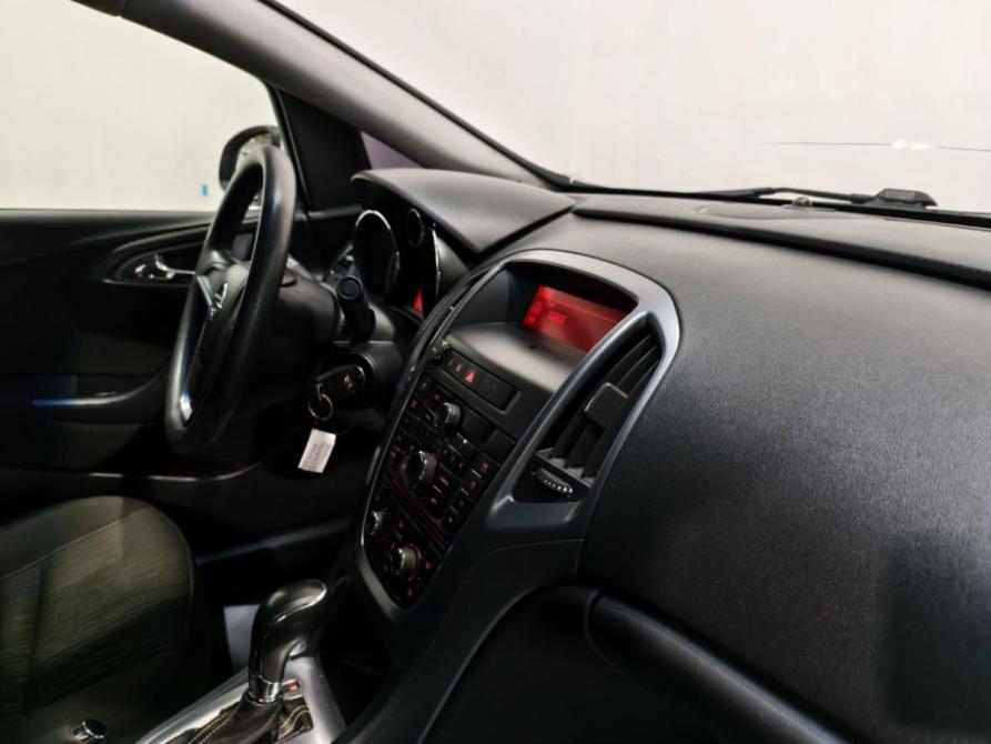 Opel Astra J Рестайлинг Курск  - изображение 7