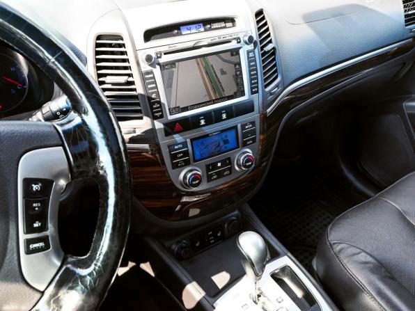 Hyundai Santa Fe II Рестайлинг с пробегом 2012 года, цена 1 649 000 рублей, 145000 км, внедорожник, Автокод Объявления