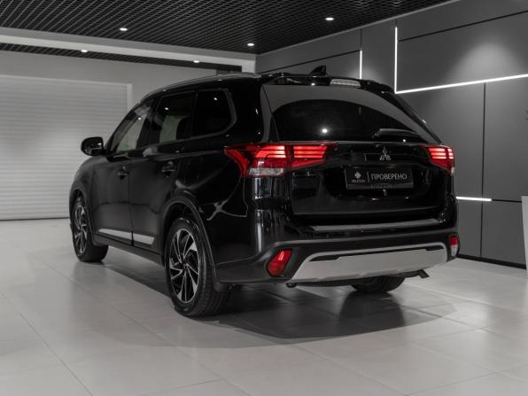 Mitsubishi Outlander III Рестайлинг 3 с пробегом 2020 года, цена 2 445 000 рублей, 85362 км, внедорожник, Автокод Объявления