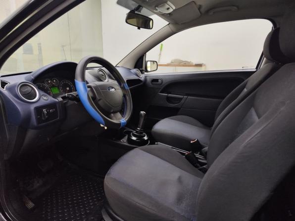 Ford Fiesta Mk5 с пробегом 2007 года, цена 450 000 рублей, 136373 км, хэтчбек, Автокод Объявления