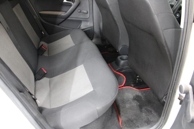 Volkswagen Polo V с пробегом 2009 года, цена 330 000 рублей, 282299 км, хэтчбек, Автокод Объявления