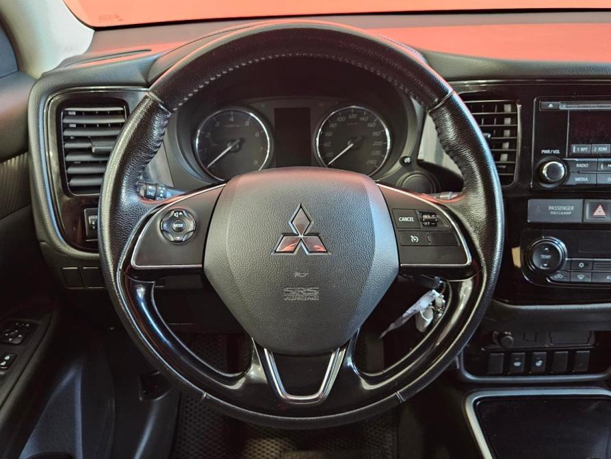 Mitsubishi Outlander III Рестайлинг 2 Вологда  - изображение 12