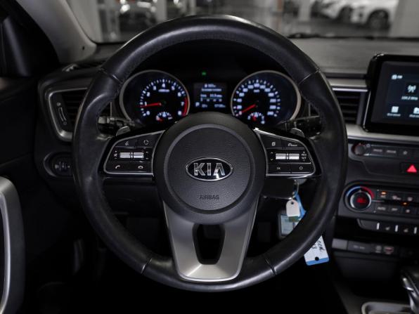 Kia Ceed III с пробегом 2019 года, цена 1 755 000 рублей, 57082 км, универсал, Автокод Объявления
