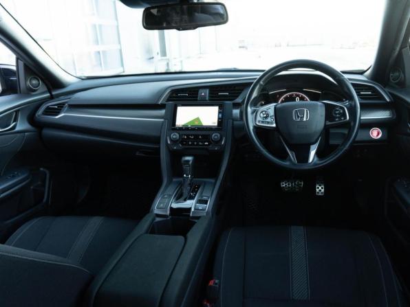 Honda Civic X Рестайлинг с пробегом 2019 года, цена 1 800 000 рублей, 105902 км, хэтчбек, Автокод Объявления