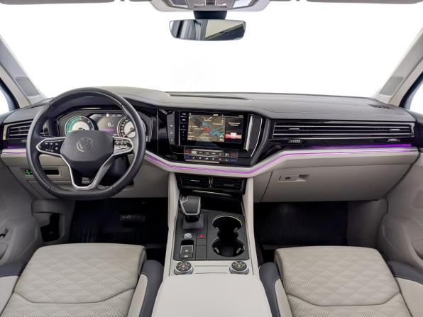 Volkswagen Touareg III с пробегом 2022 года, цена 7 600 000 рублей, 39500 км, внедорожник, Автокод Объявления