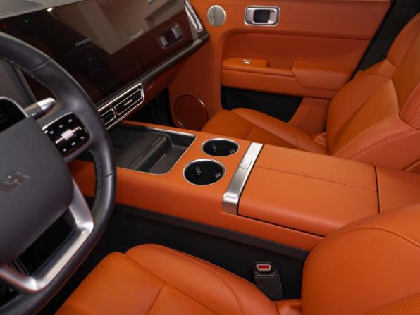 Li Auto (Lixiang) L7 I с пробегом 2023 года, цена 6 340 000 рублей, 22802 км, внедорожник, Автокод Объявления
