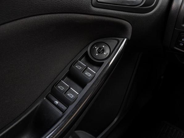 Ford Focus III Рестайлинг с пробегом 2015 года, цена 1 198 000 рублей, 234026 км, универсал, Автокод Объявления